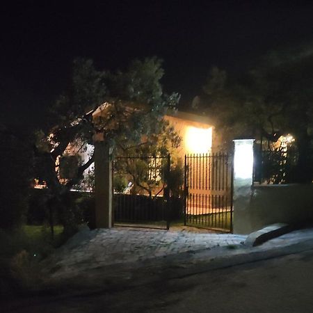 Alloggio Turistico Monte Santa Maria Pensionat Poggio Nativo Exteriör bild